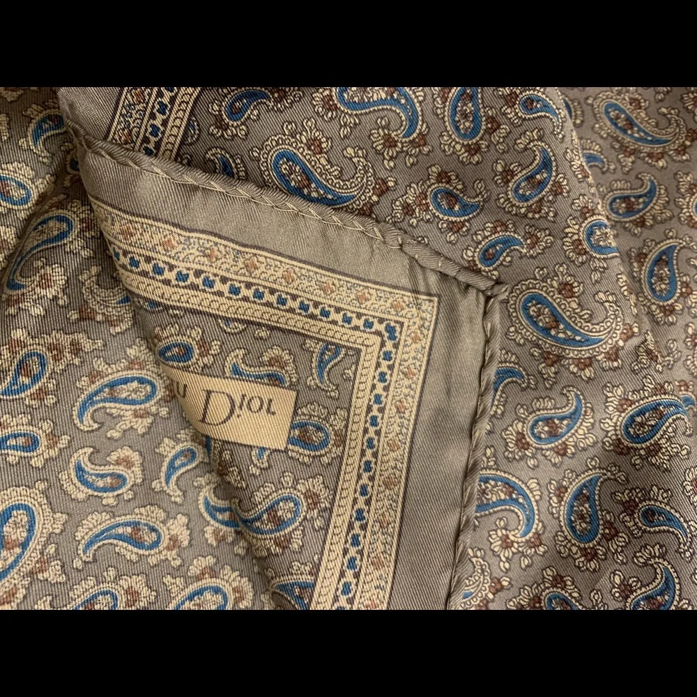 Dior scarf